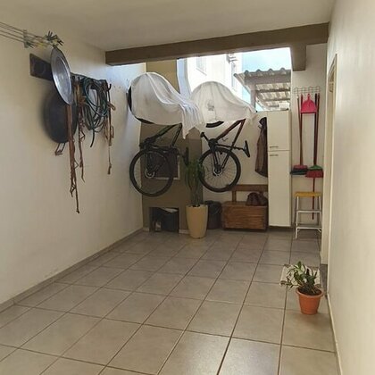 Vende-se Casa