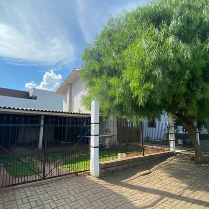 Garagem para dois veículos Garagem para dois veículos