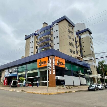 APARTAMENTO SEMI MOBILIADO DISPONÍVEL PARA LOCAÇÃO