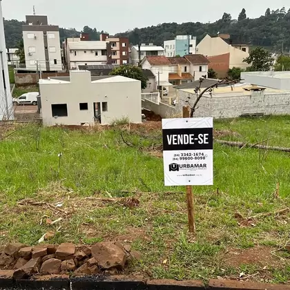 VENDE-SE TERRENO NO LOTEAMENTO PORTAL DO SOL