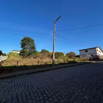 TERRENO COM 1161,96M2 PRÓXOMO AO MERCADO HOPPE