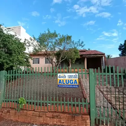 Aluga - se Casa