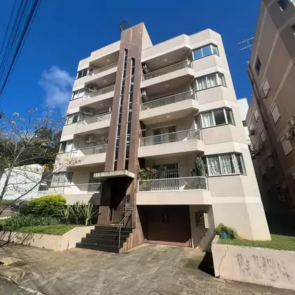 Apartamento central à venda