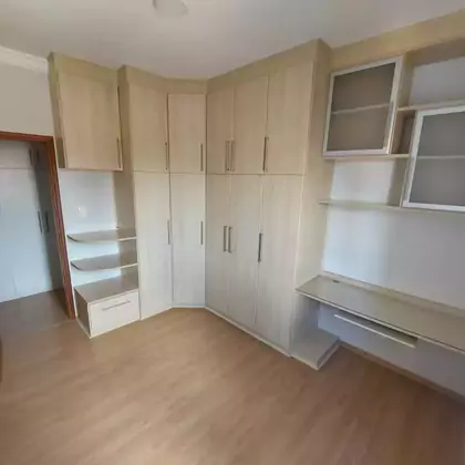 Vende-se - Apartamento