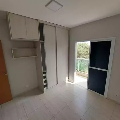 Vende-se - Apartamento