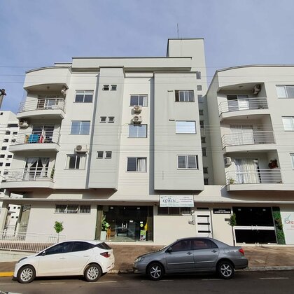 Apartamento central para locação