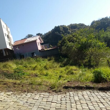 Vende-se Terreno Vende-se Terreno