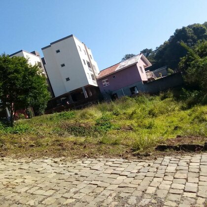Vende-se Terreno Vende-se Terreno